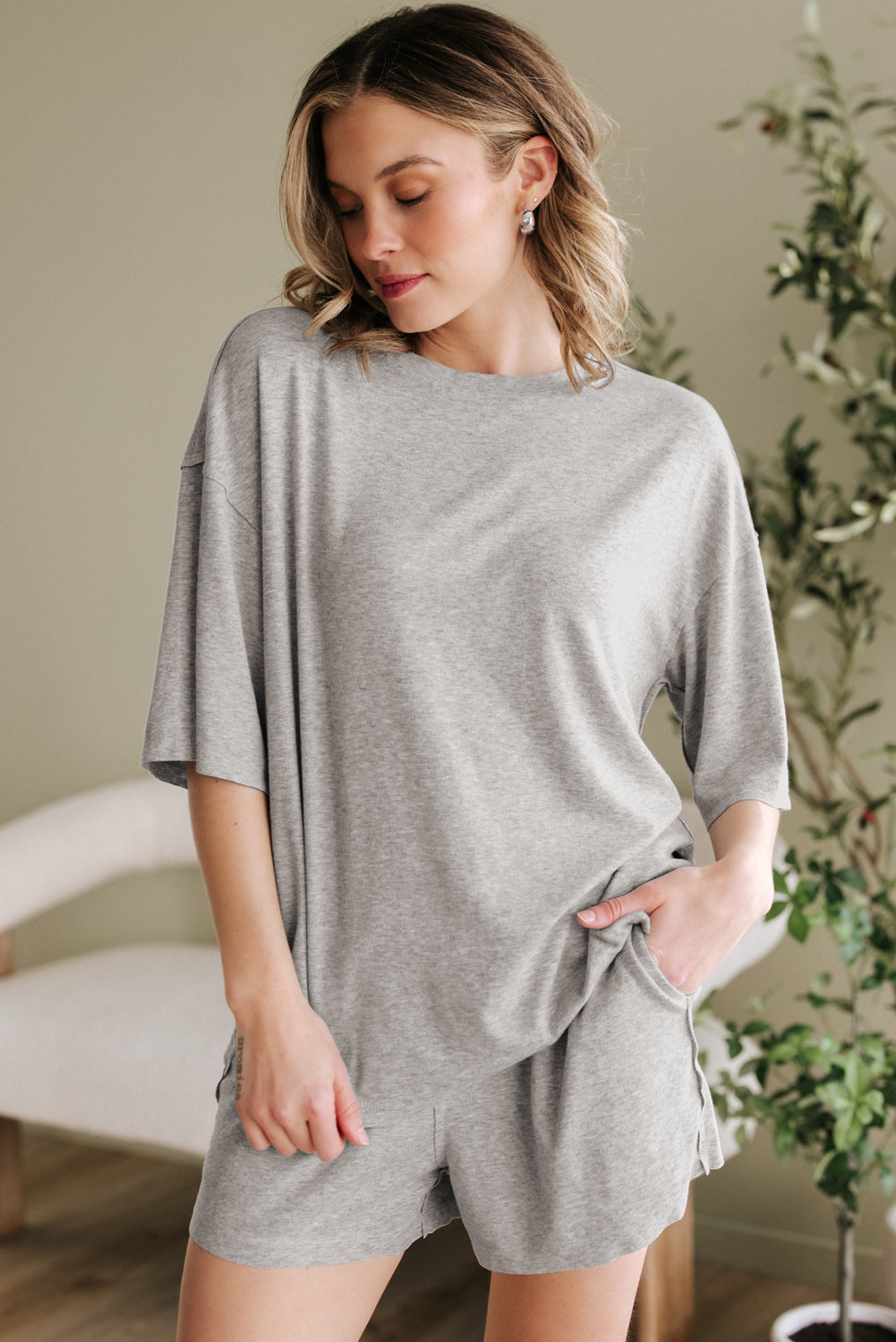 Solid Color Loose Tee 2 Piece Shorts Set
