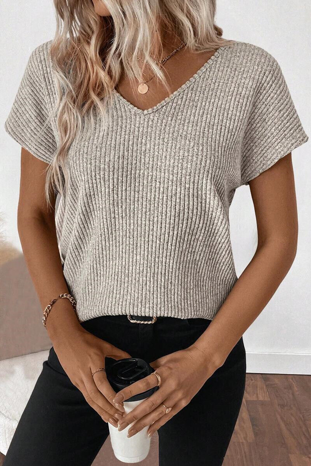 Ribbed Short Sleeve V Neck Colorblock Bow Back Top