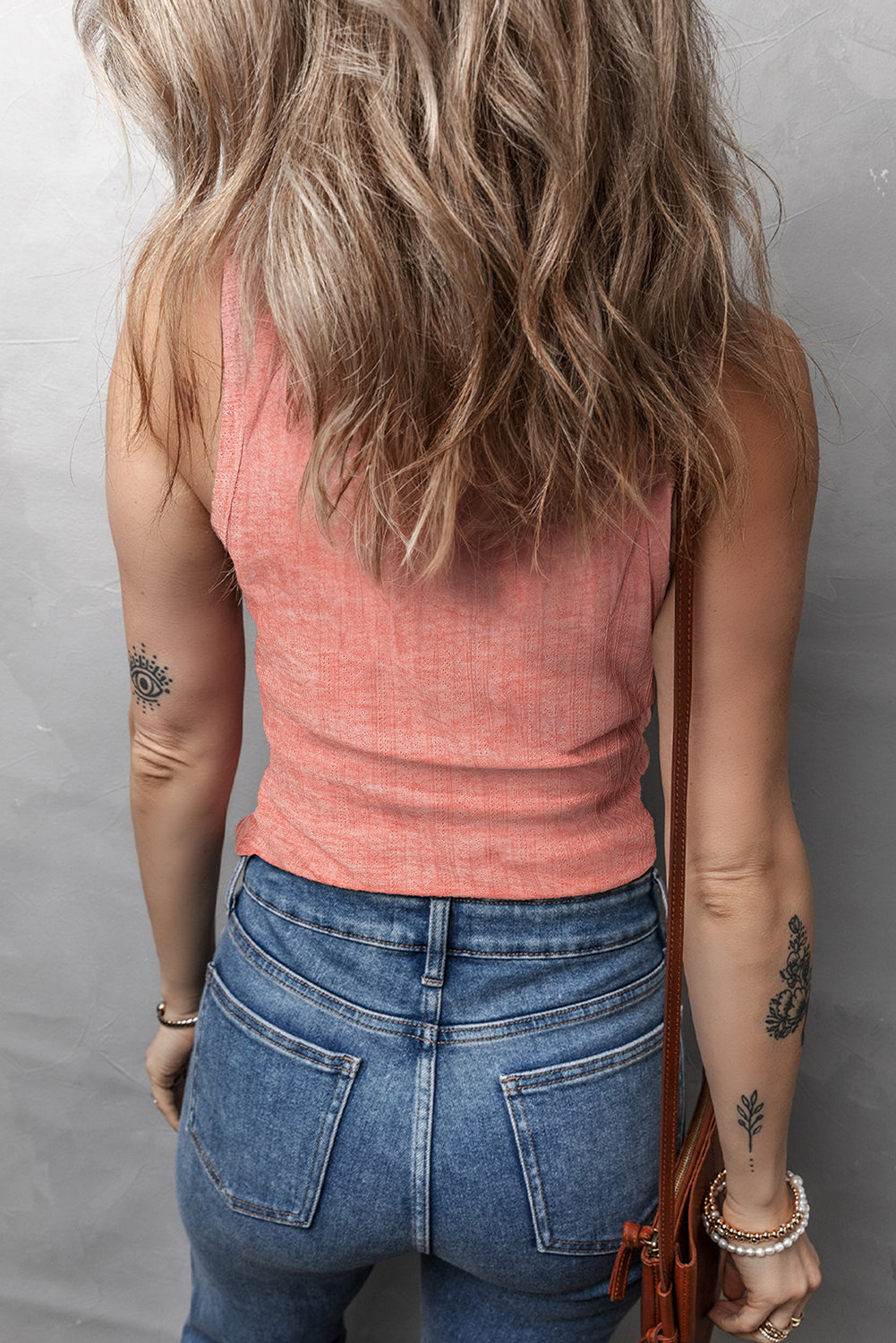 Solid Color Textured U Neck Slim Tank Top