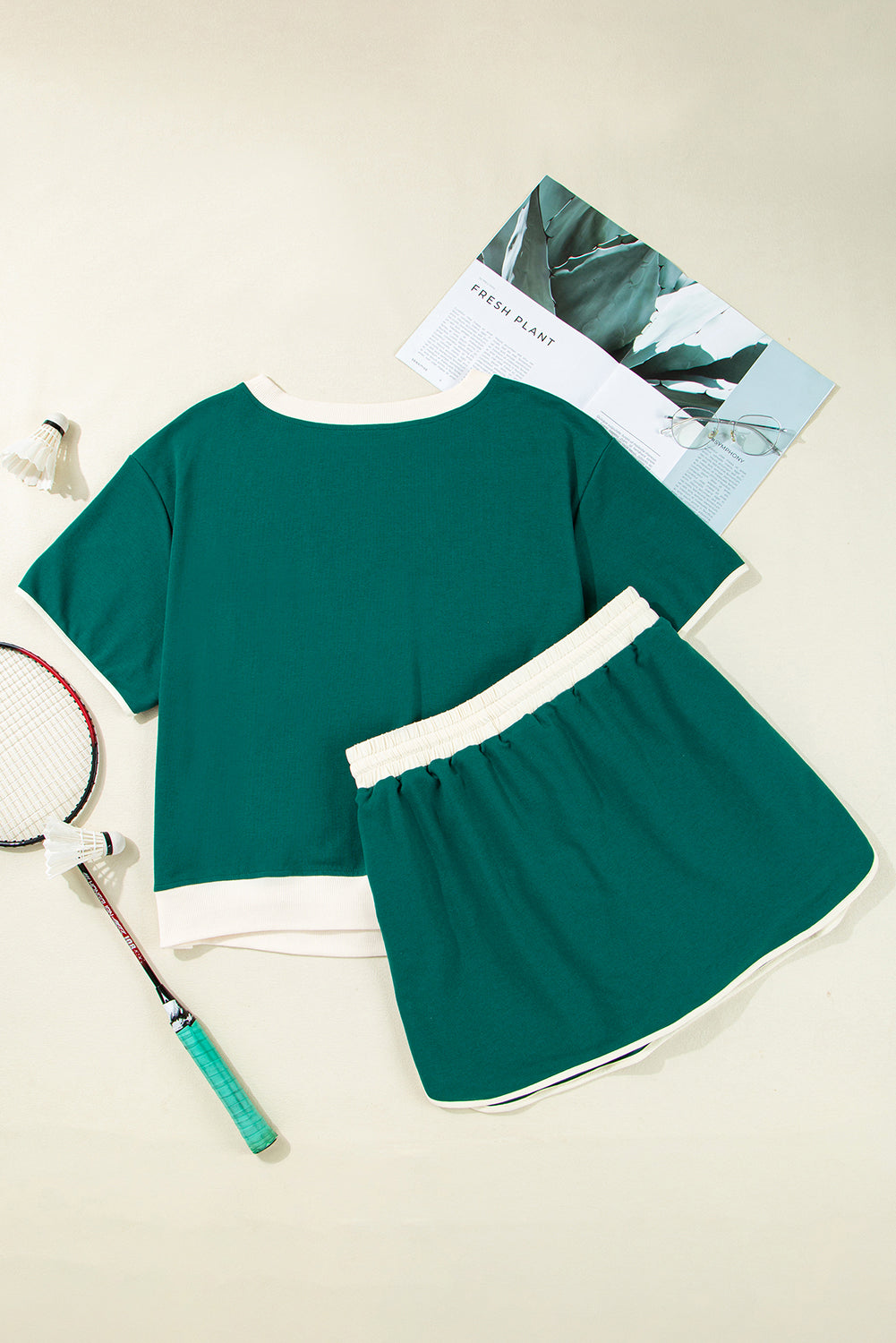 Plus Size Contrast Trim T Shirt and Skirt Two Piece Set
