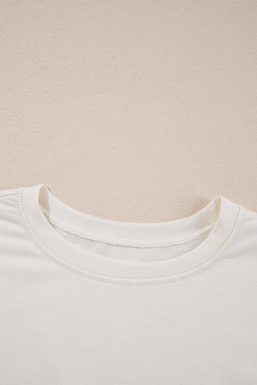 2pcs Cropped Tee and Ruffle High Waist Skort Set