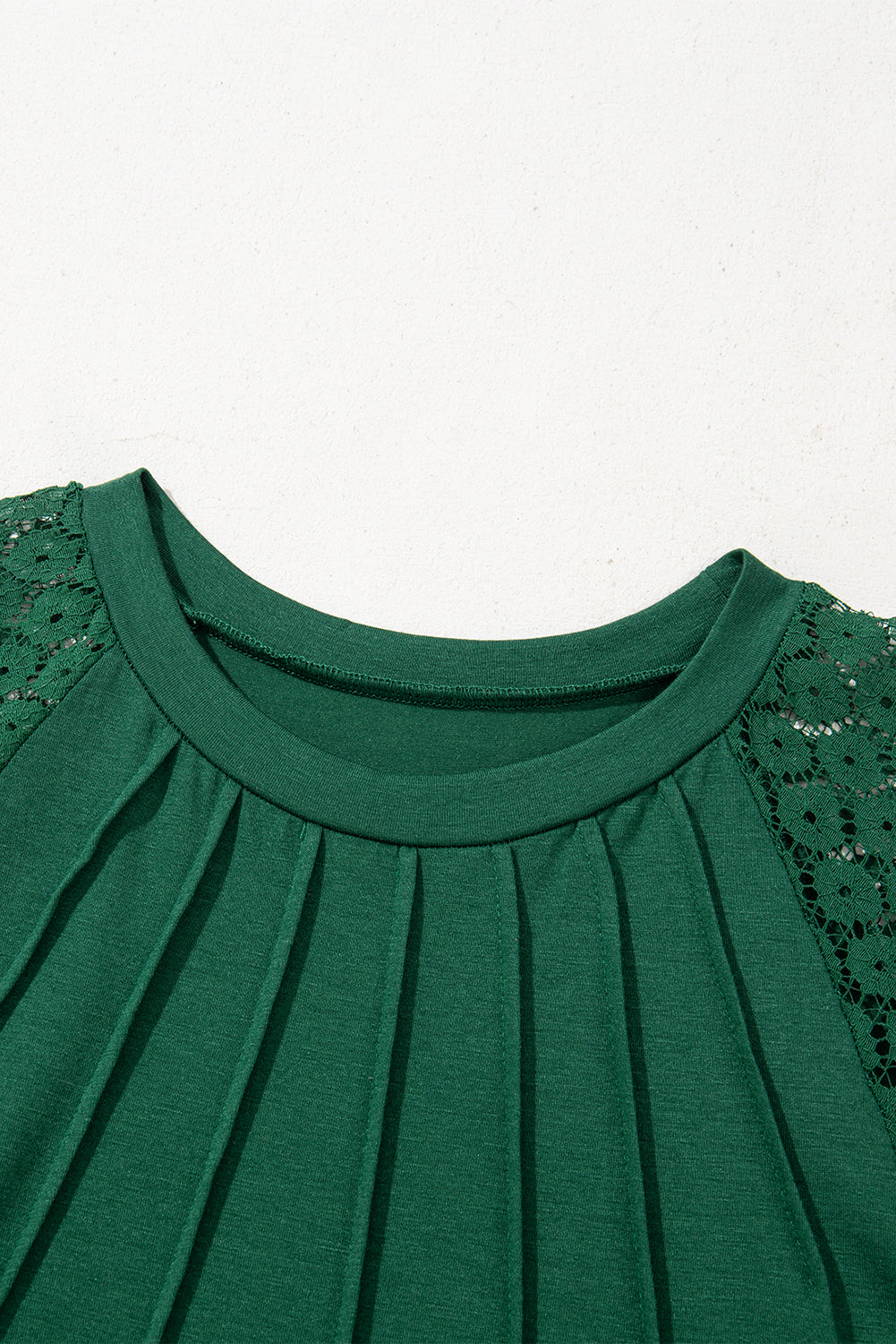 Contrast Lace Raglan Sleeve Pleated Detail Shift Dress