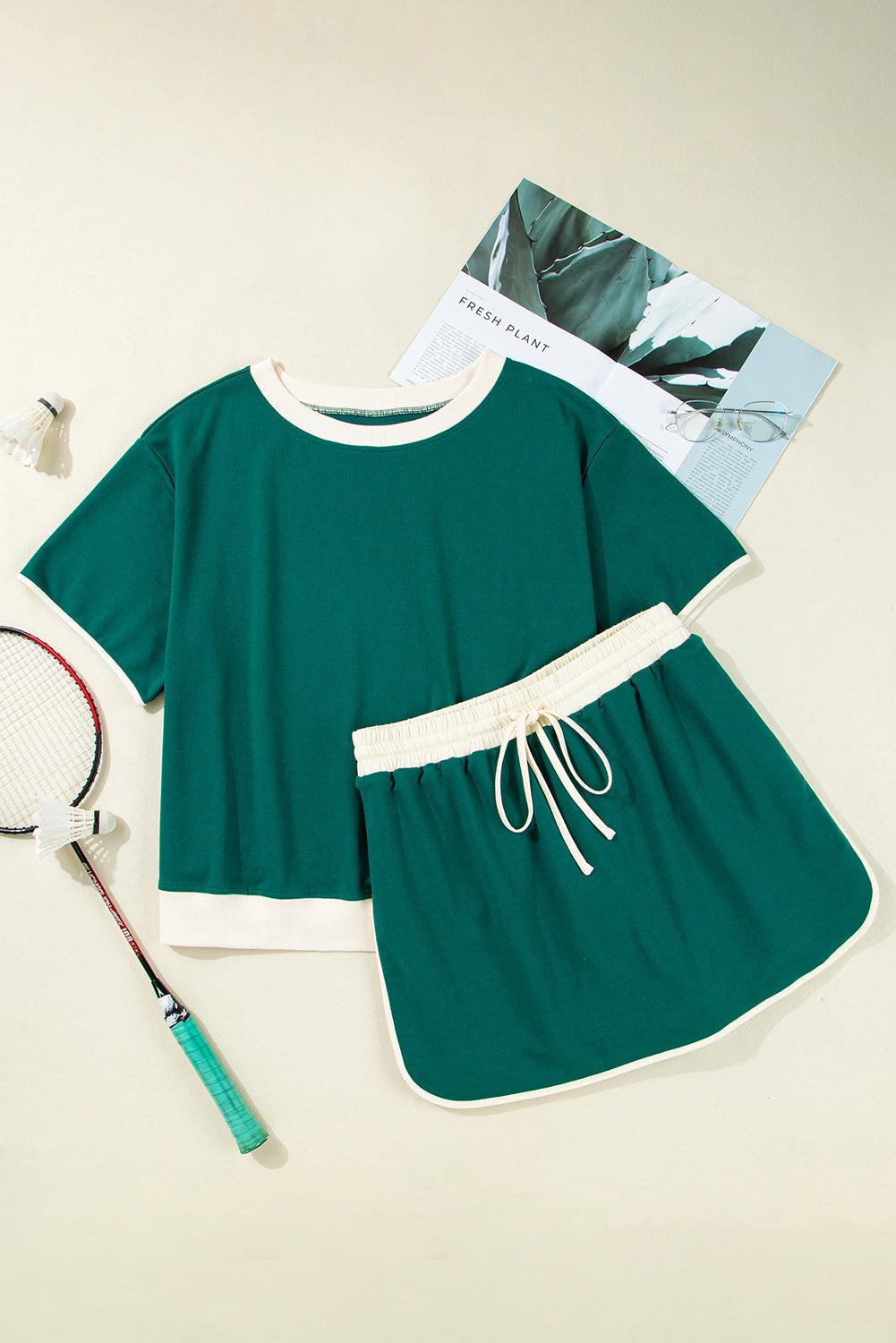 Plus Size Contrast Trim T Shirt and Skirt Two Piece Set