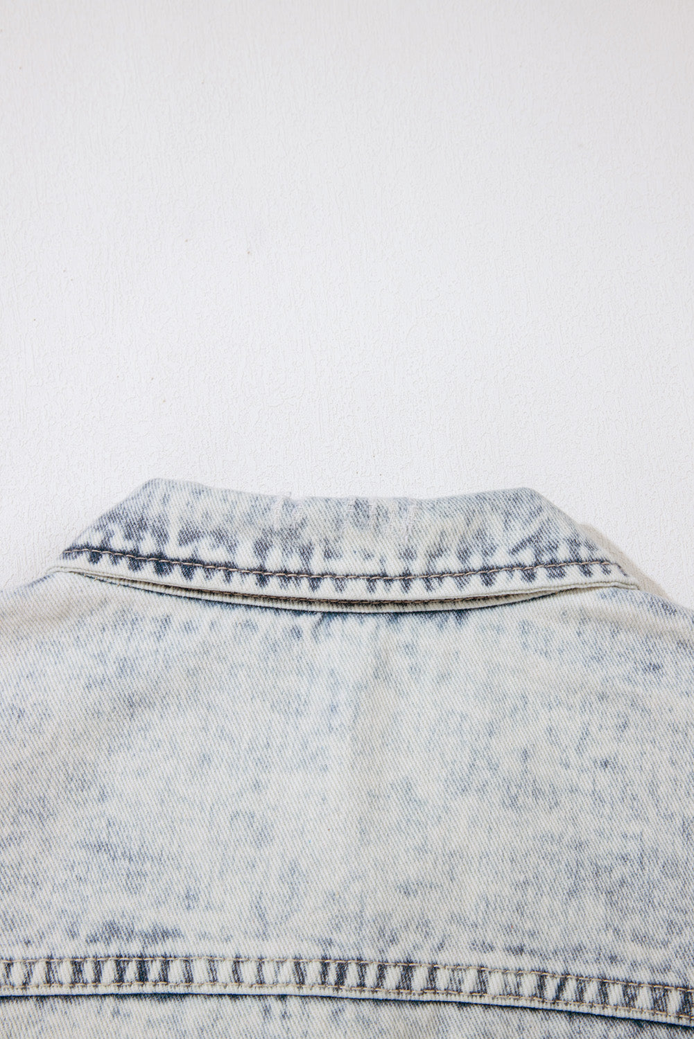 Light Wash Buttoned Chest Pocket Puff Sleeve Denim Jacket