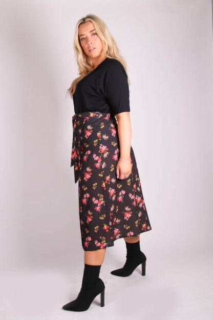 Lori Printed wrap midi skirt