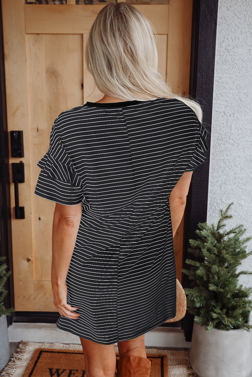 Ruffled Short Sleeve Crew Neck T Shirt Shift Mini Dress
