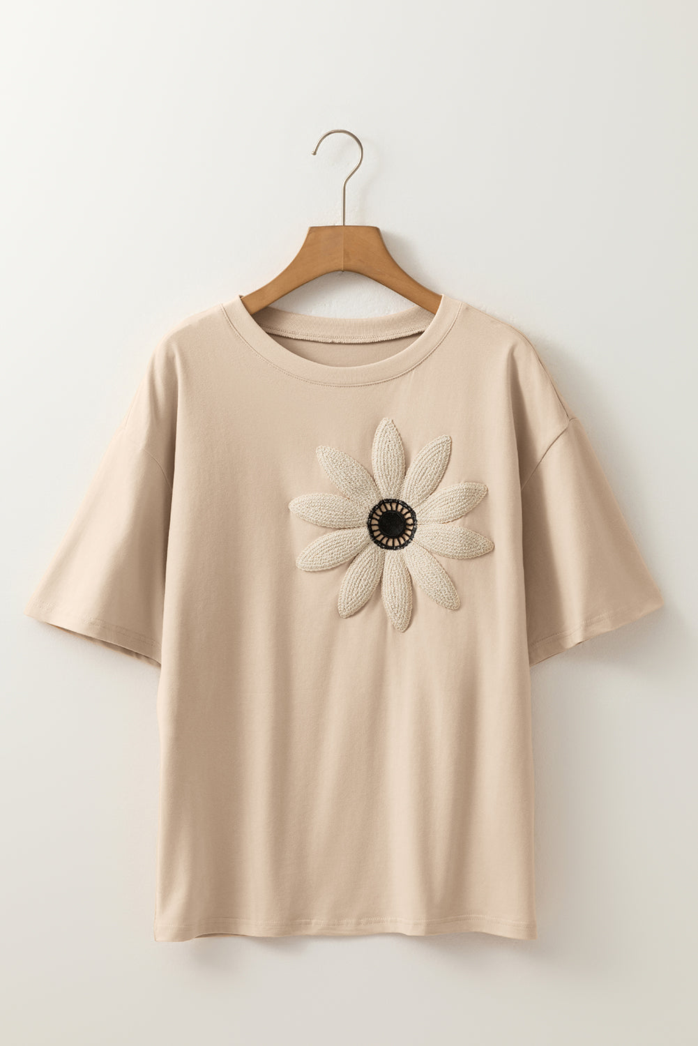 Contrast Crochet Floral Graphic Drop Shoulder Loose Tee