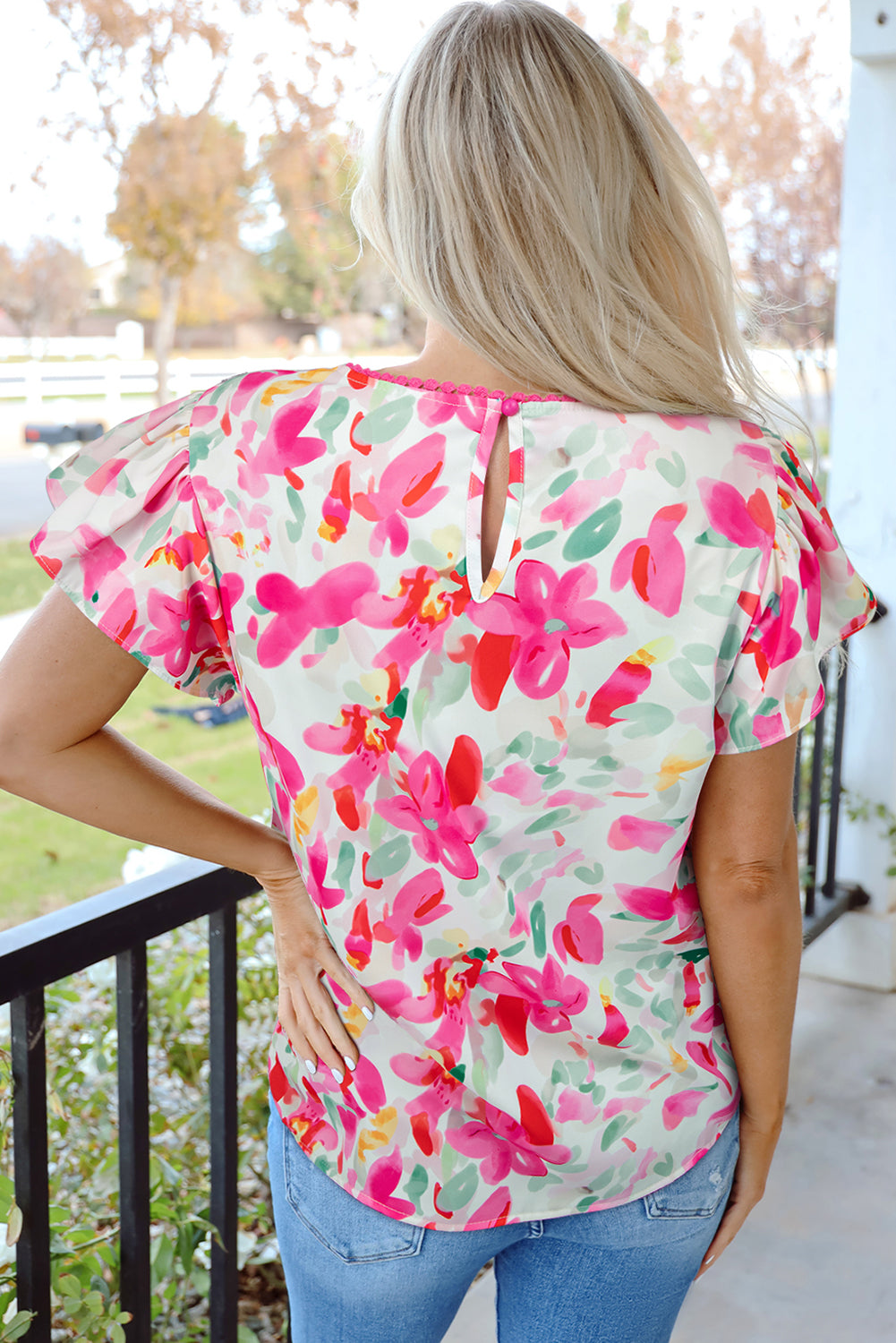 Floral Print Flutter Sleeve Round Neck Casual Blouse
