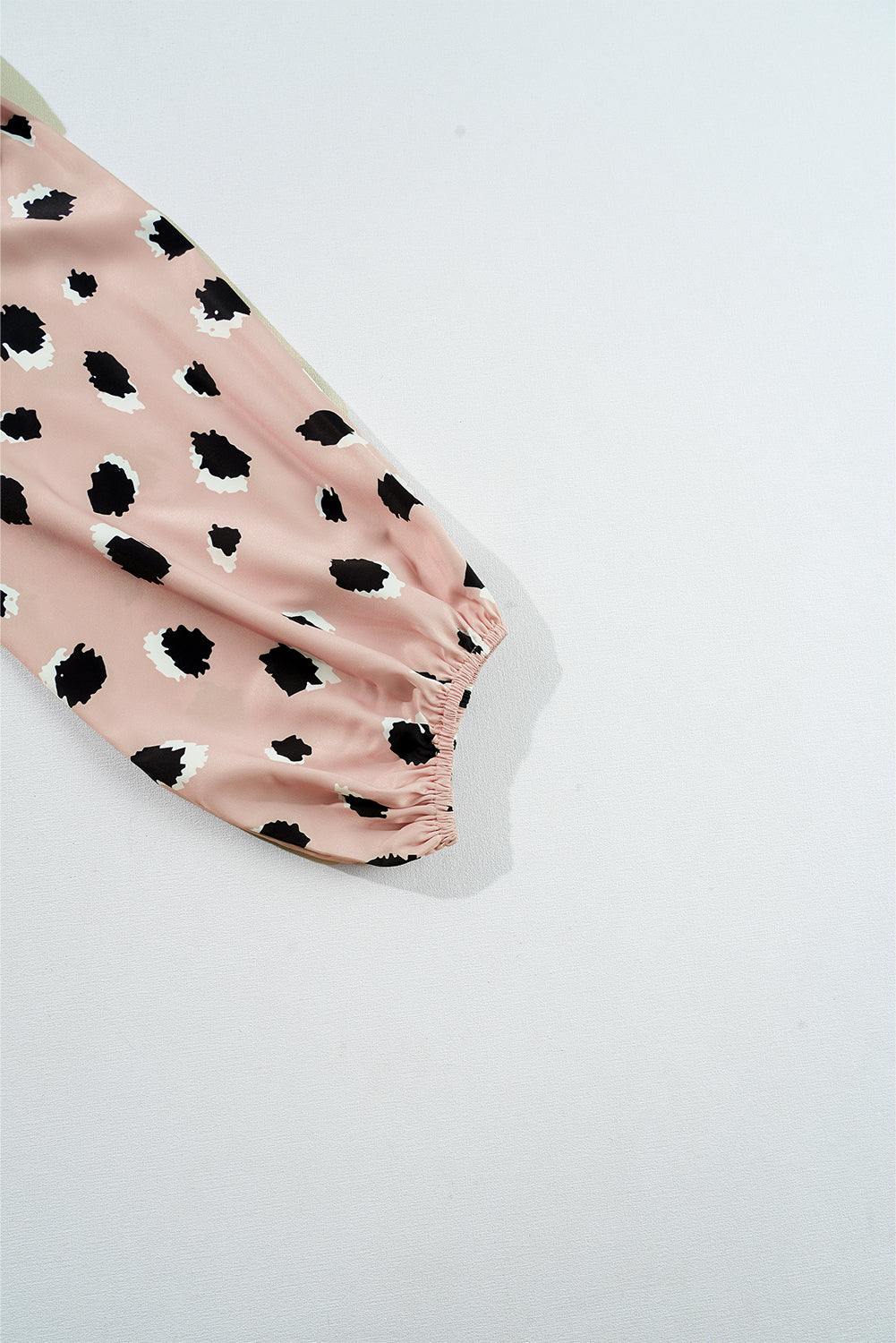 Classic Leopard V Neck Bracelet Sleeve Blouse