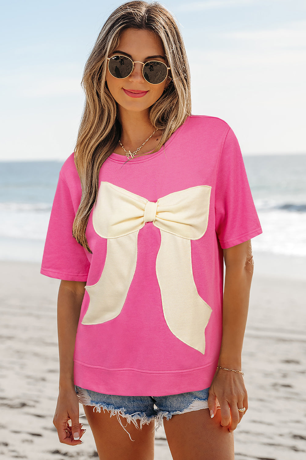 Contrasting Color Ribbon Bow Front Patch Loose Tee with Slits