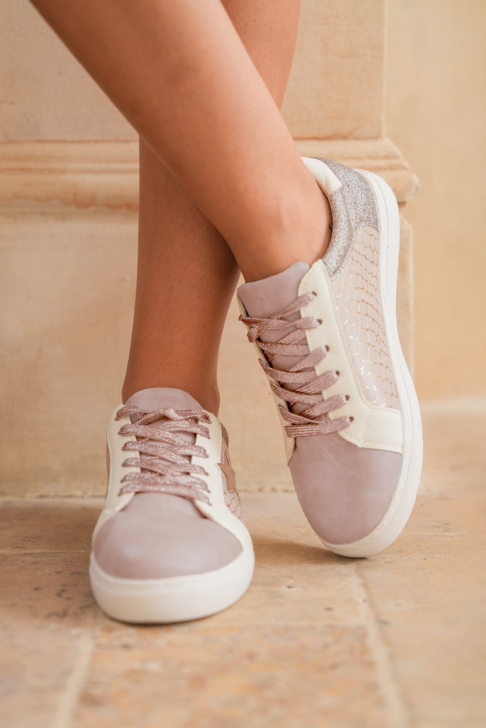 Glitter Star Patchwork PU Leather Lace-up Sneakers