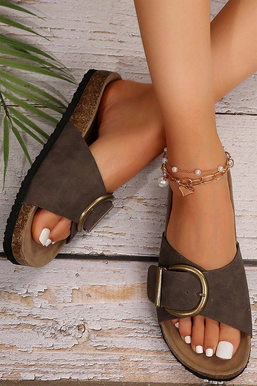 Buckle Decor Faux Suede Thick Sole Sandals