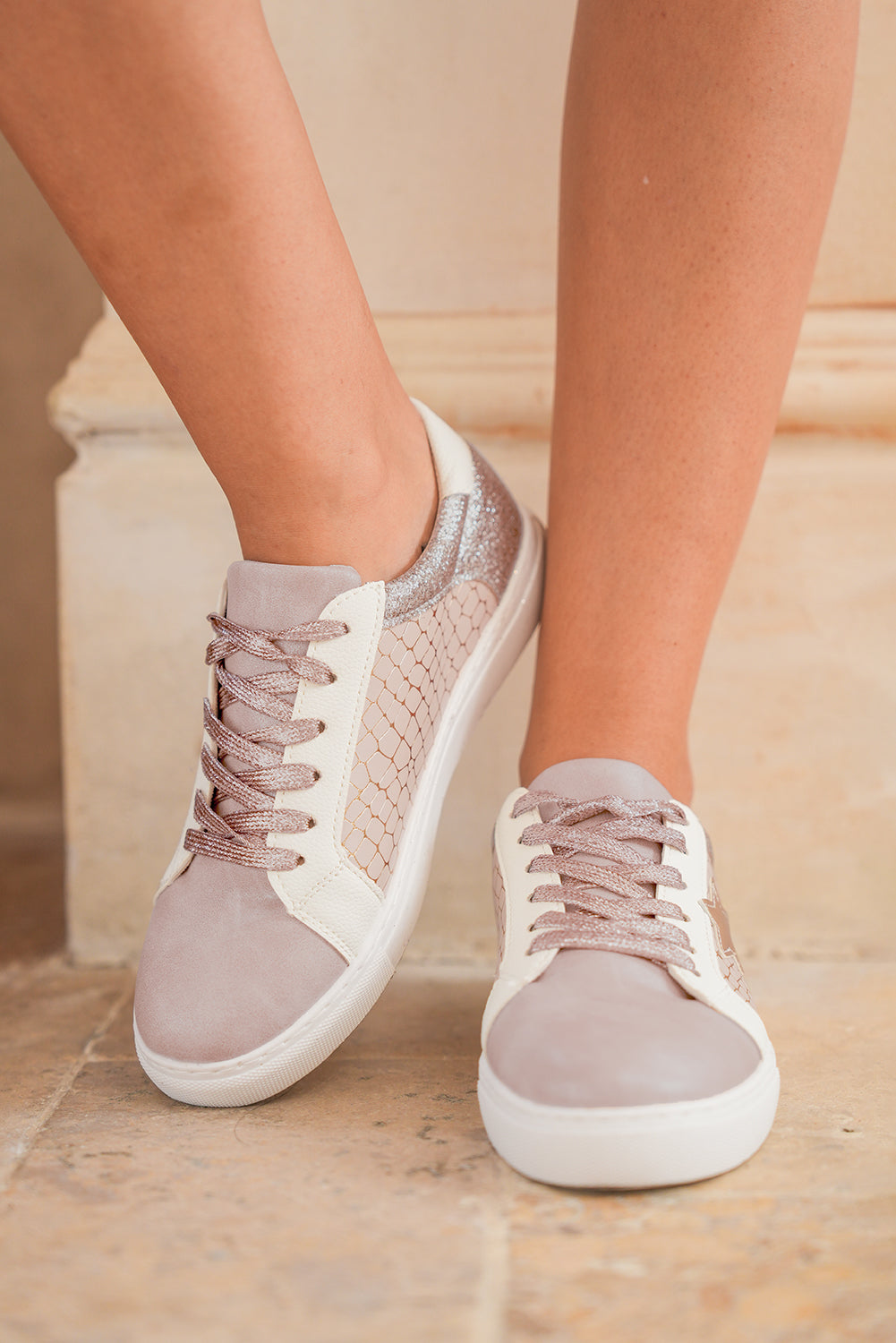 Glitter Star Patchwork PU Leather Lace-up Sneakers