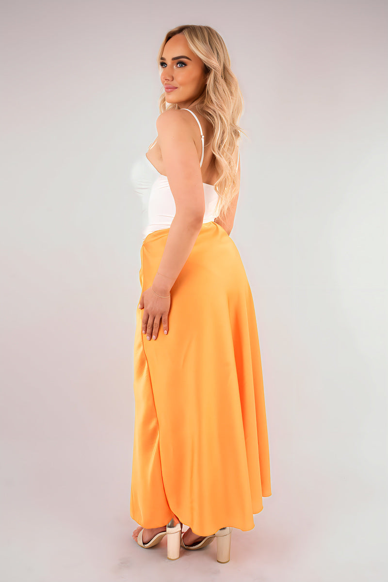 Lightweight High Waisted Maxi Skirt