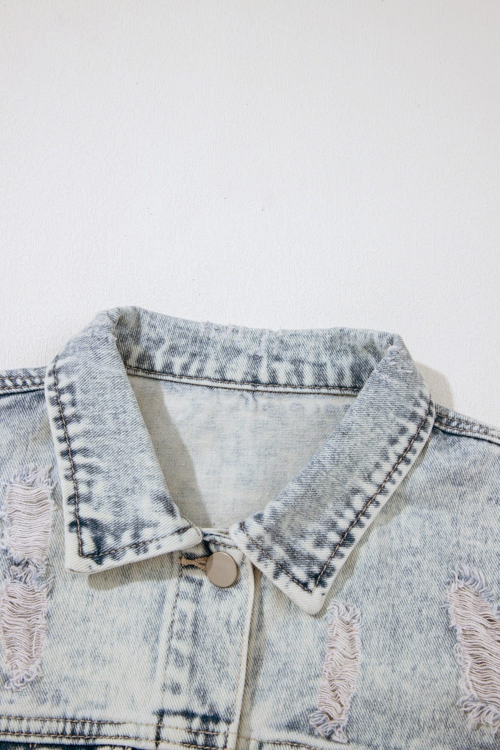 Light Wash Buttoned Chest Pocket Puff Sleeve Denim Jacket