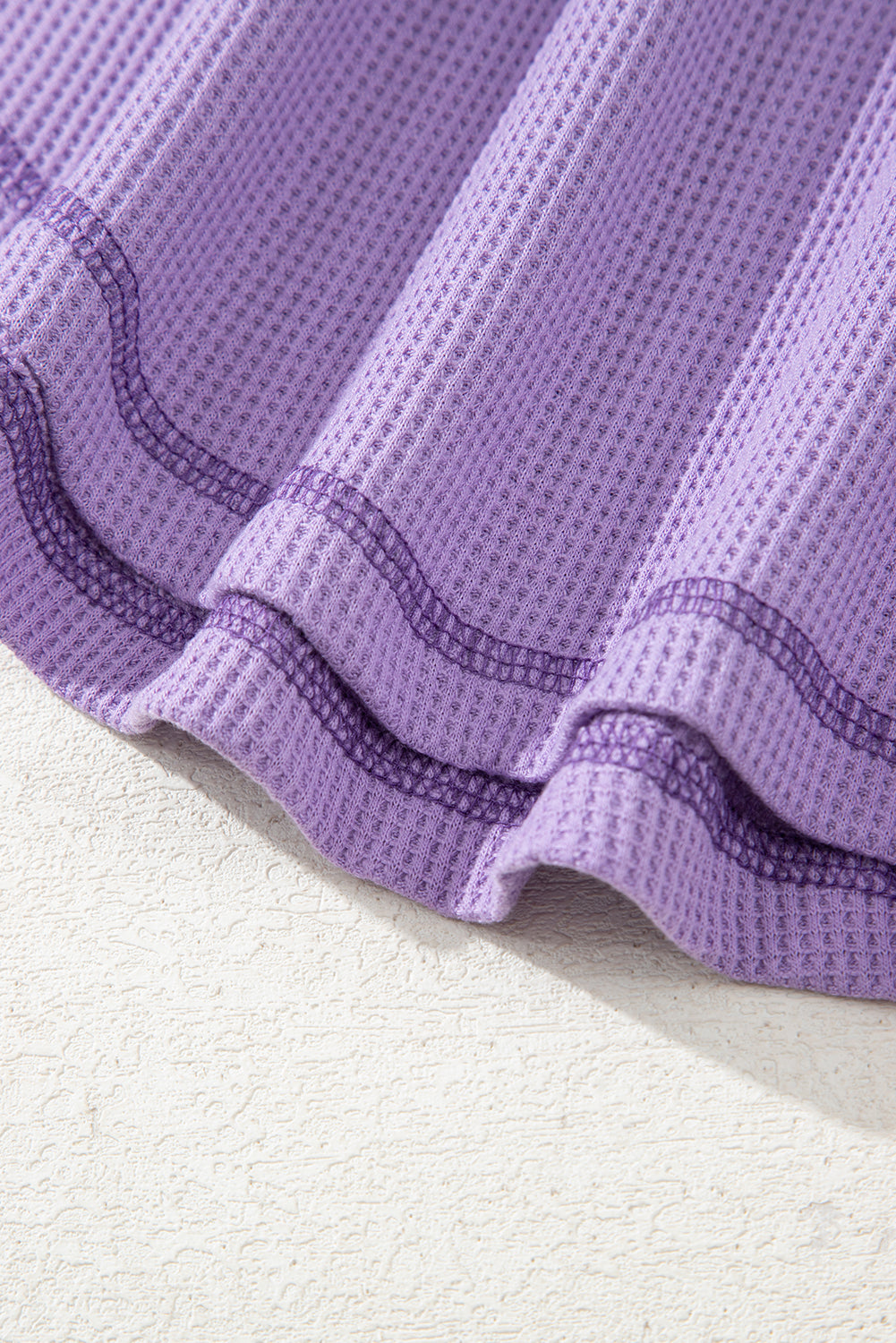 Exposed Seam Half Sleeve Knitted V Neck Textured Top