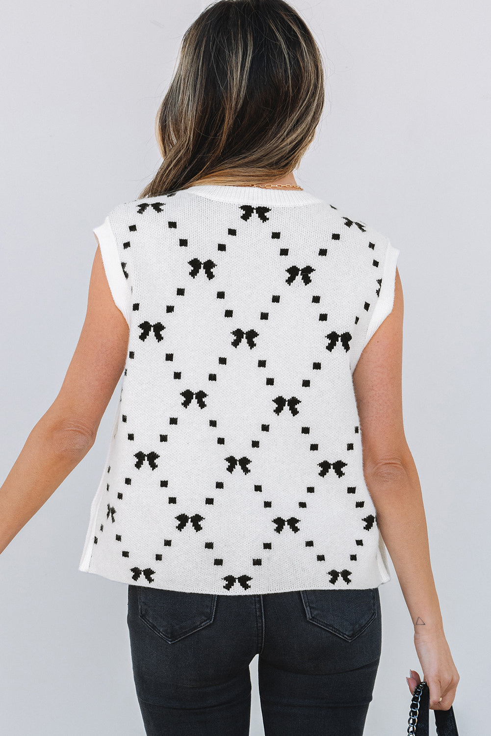 Bow Pattern Buttoned Side Cropped Sweater Vest