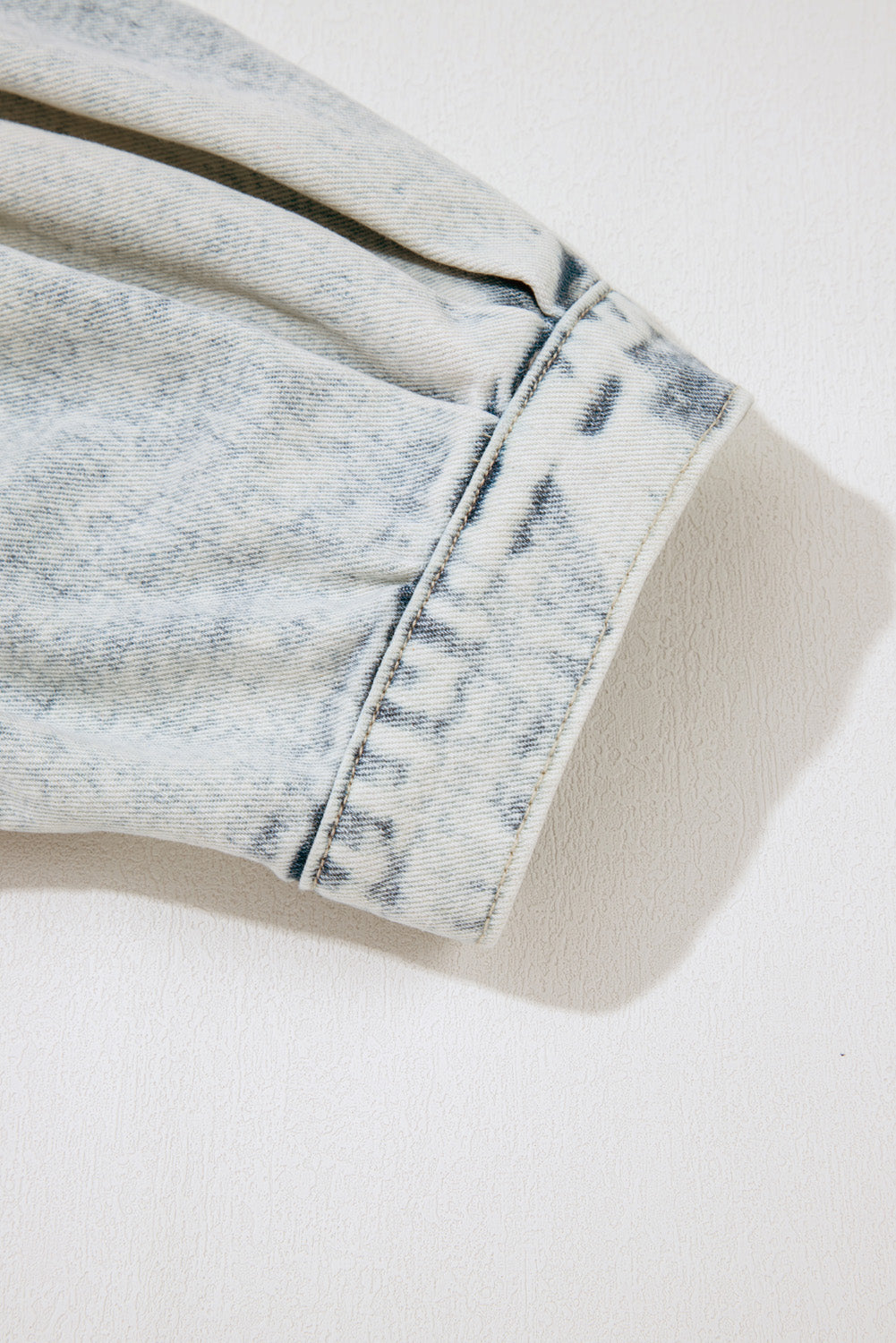 Light Wash Buttoned Chest Pocket Puff Sleeve Denim Jacket