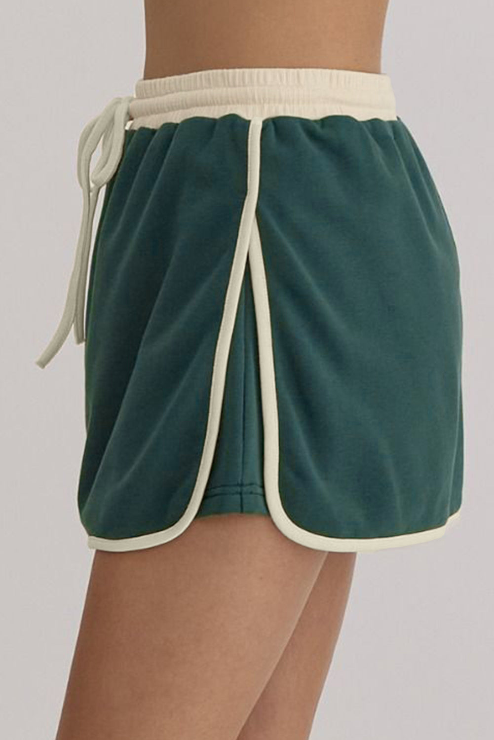 Color Contrast Loose Pullover and Lace-up Waist Skort Set