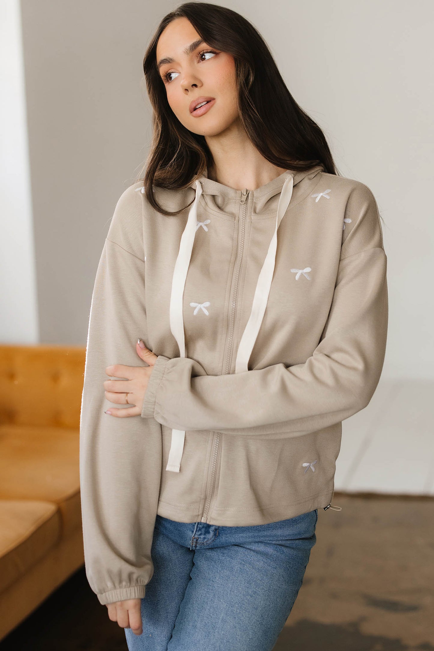 Contrast Bow Embroidered Zip Up Jacket Hoodie