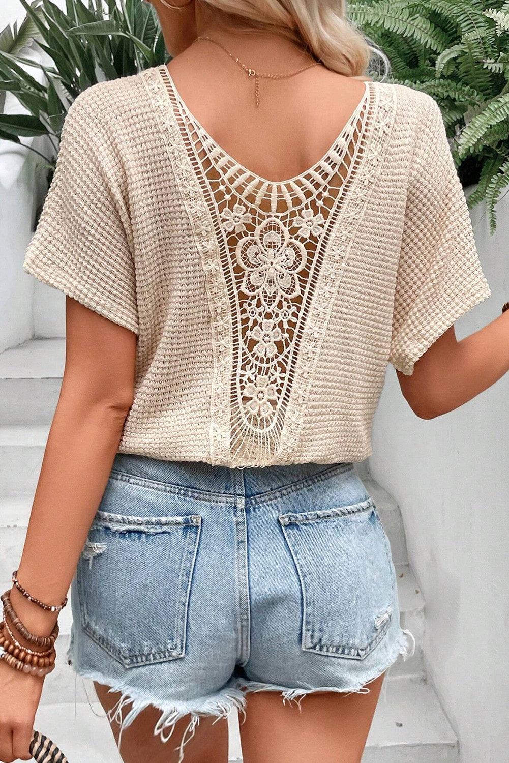 Guipure Lace Patch Textured T-shirt