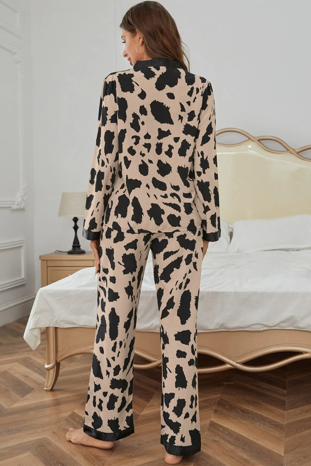 Cheetah Contrast Trim Loose Fit Two Piece Sleepwear