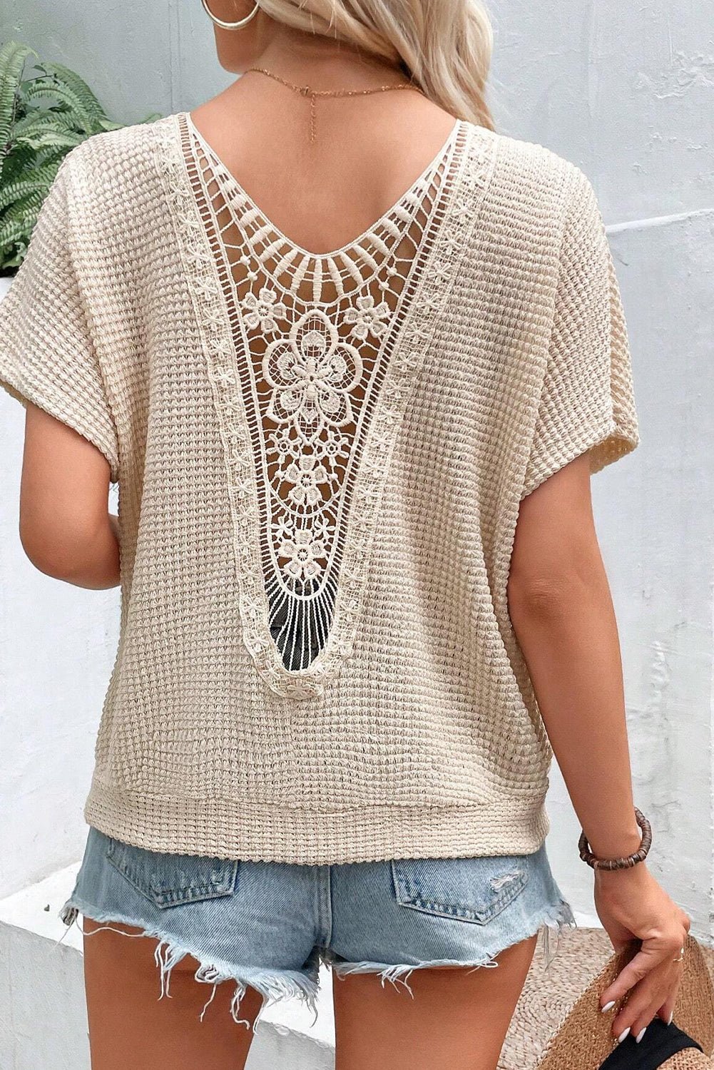 Guipure Lace Patch Textured T-shirt