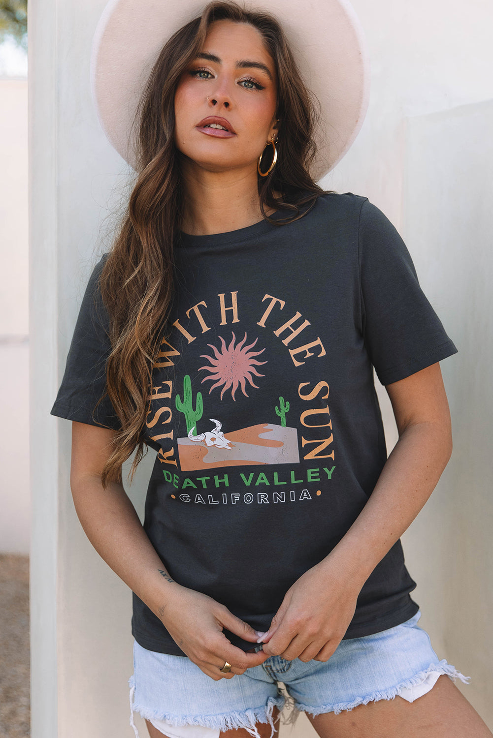 RISE WITH THE SUN Western Fashion Graphic Tee