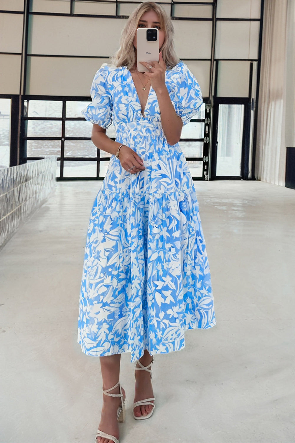 Floral V Neck Puff Short Sleeve Flowy Long Dress size 18/20