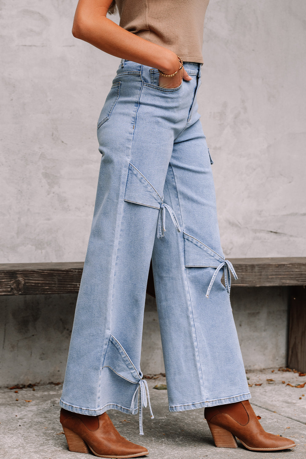 Bowknot Decor Boyfriend Cargo Jeans