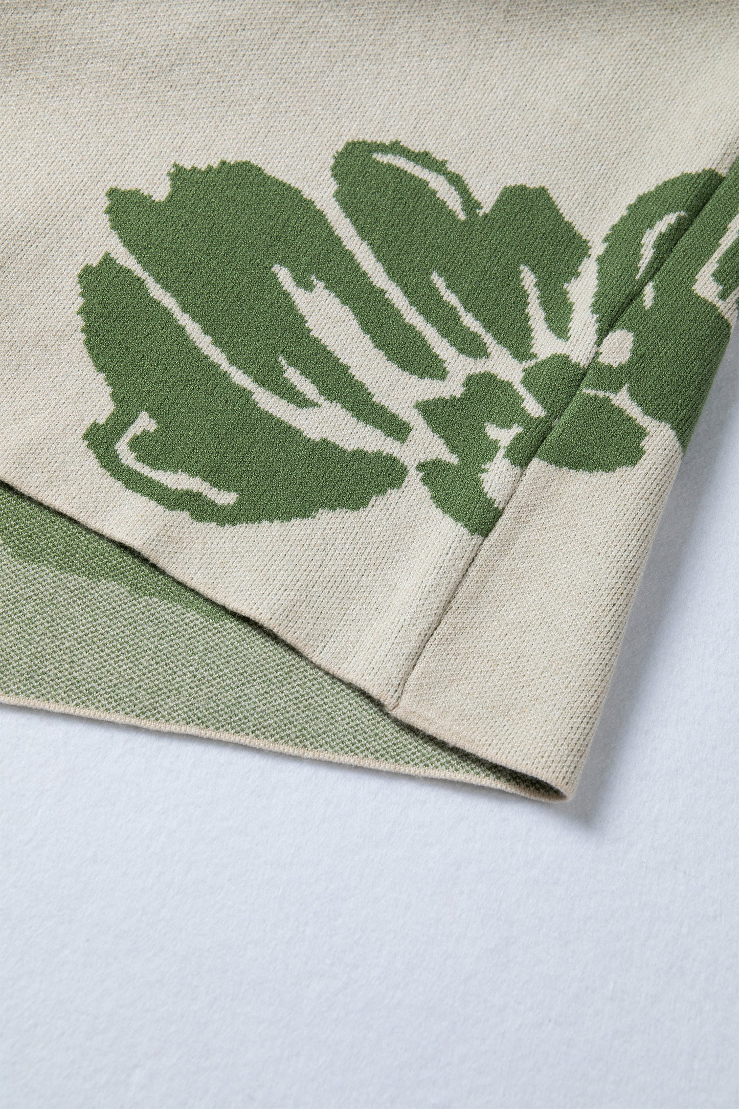 Bold Flower Pattern Wide Sleeve Baggy Sweater