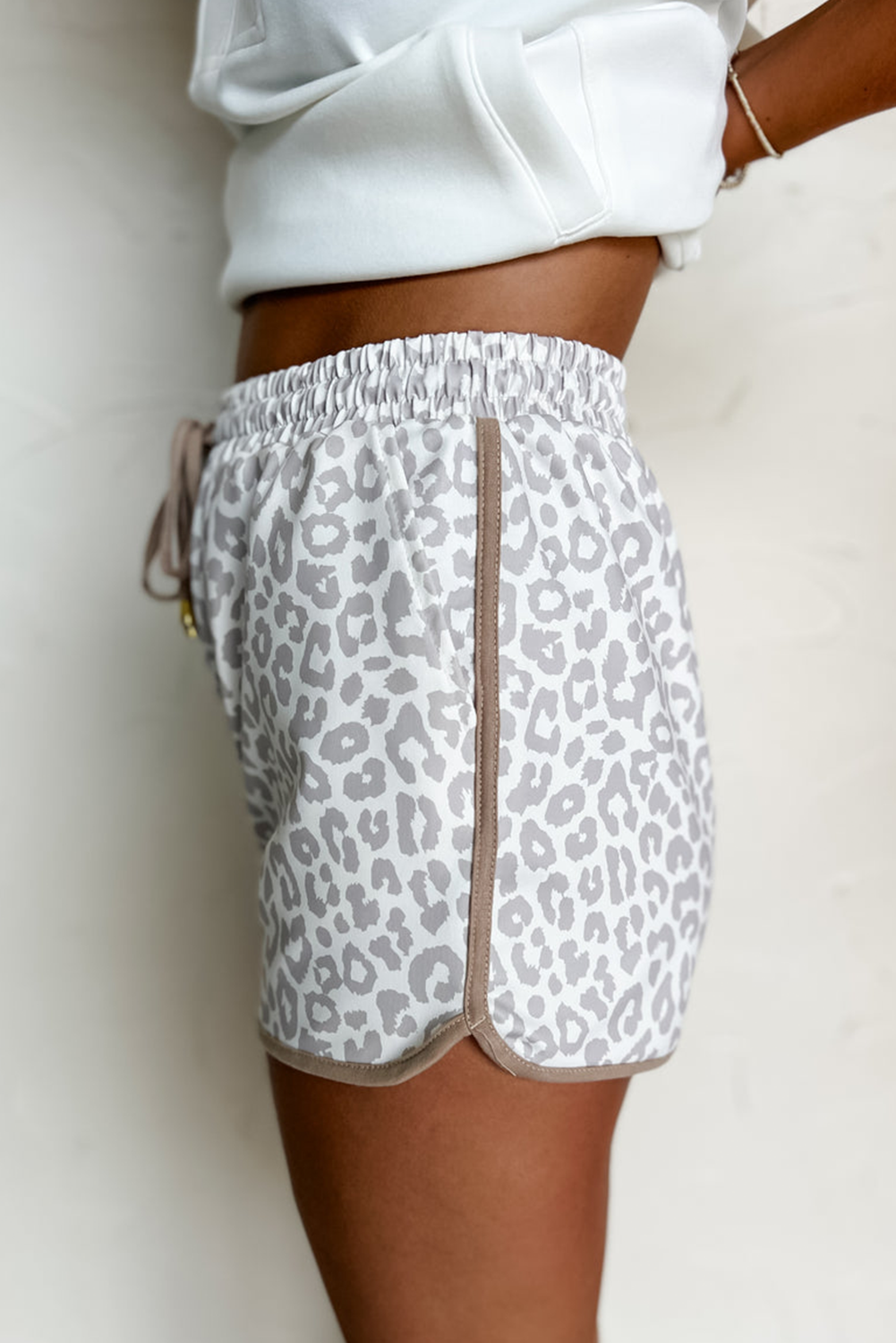 Leopard Elastic Waist Lace up Contrast Trim Casual Shorts