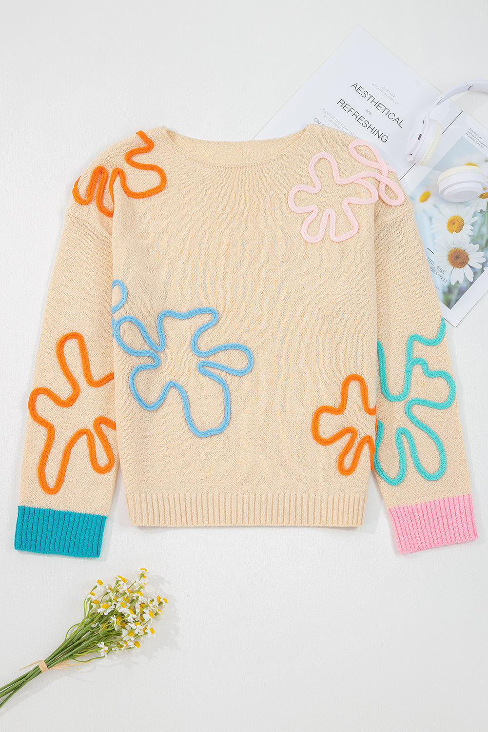 Contrast Flower Detail Colorblock Cuffed Loose Sweater