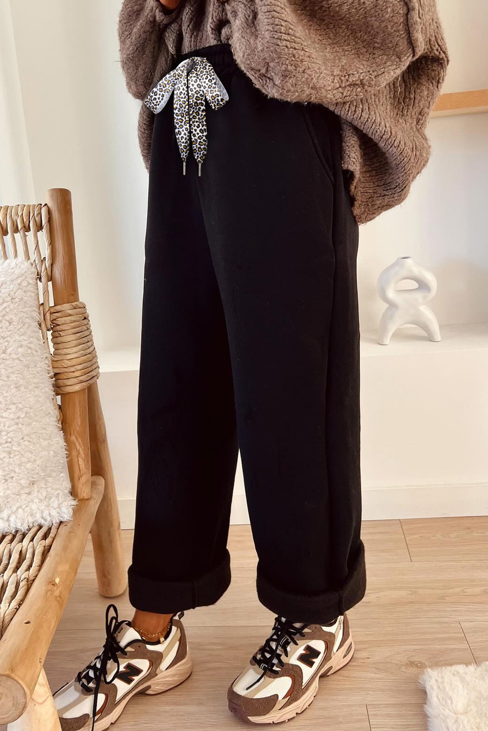 Fleece Lined Leopard Drawstring Elastic Waist Solid Pants