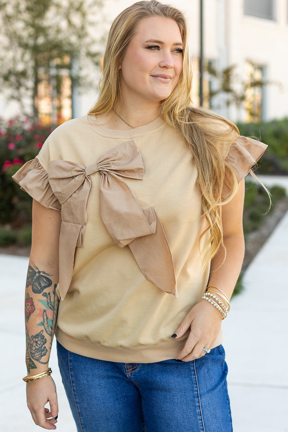 Ruffled Short Sleeve Bowknot Applique Crew Neck Plus Size Top