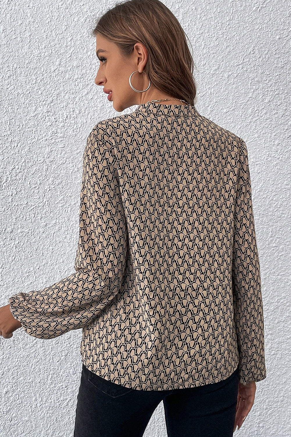 Geometric Print Notched Neck Puff Sleeve Blouse