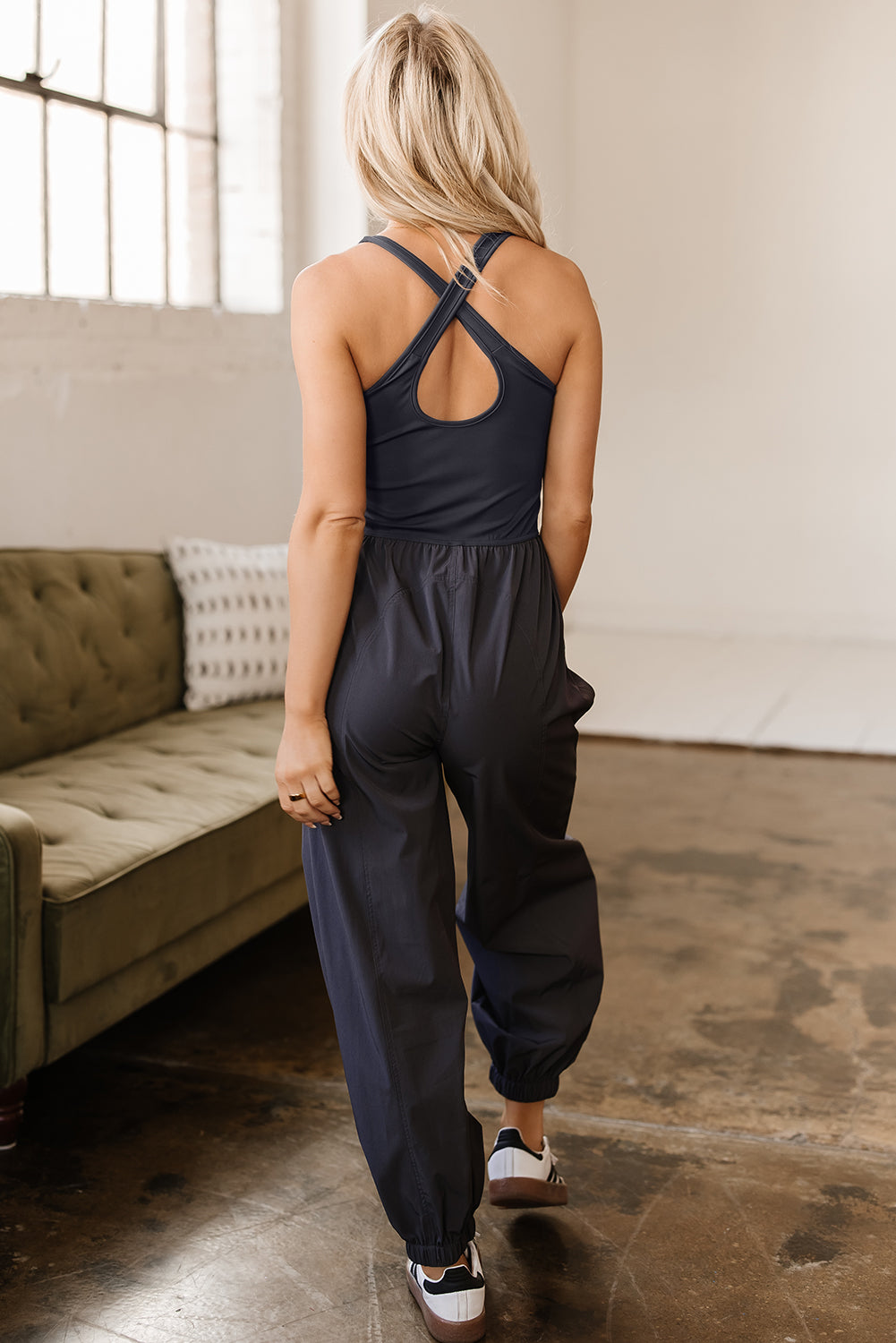 Back Crossed Straps Hollow Out Jogger Jumpsuit