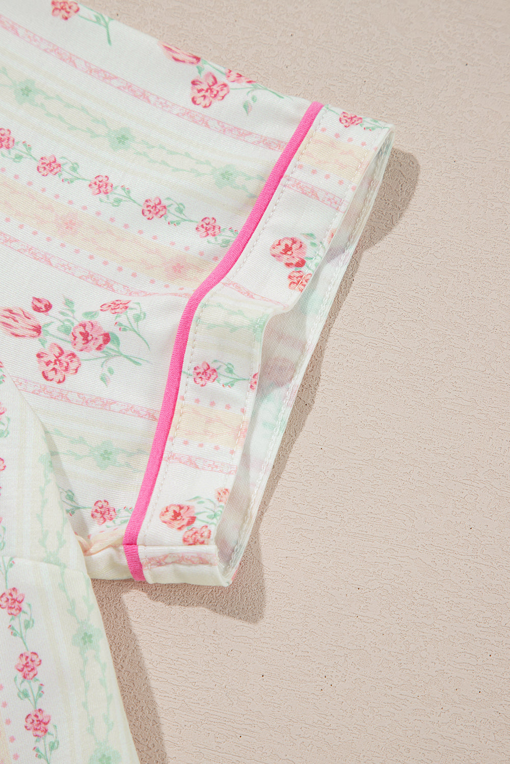 Floral Print Contrast Pipping Short Pajamas Set