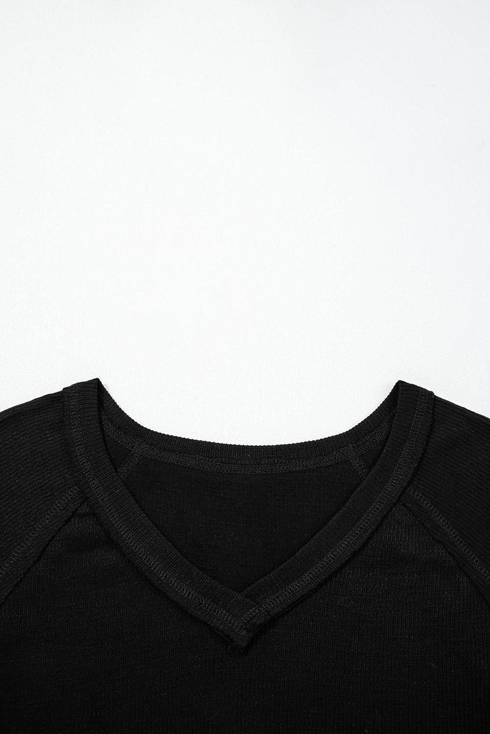 Exposed Seam Textured Knit V Neck Pullover Top