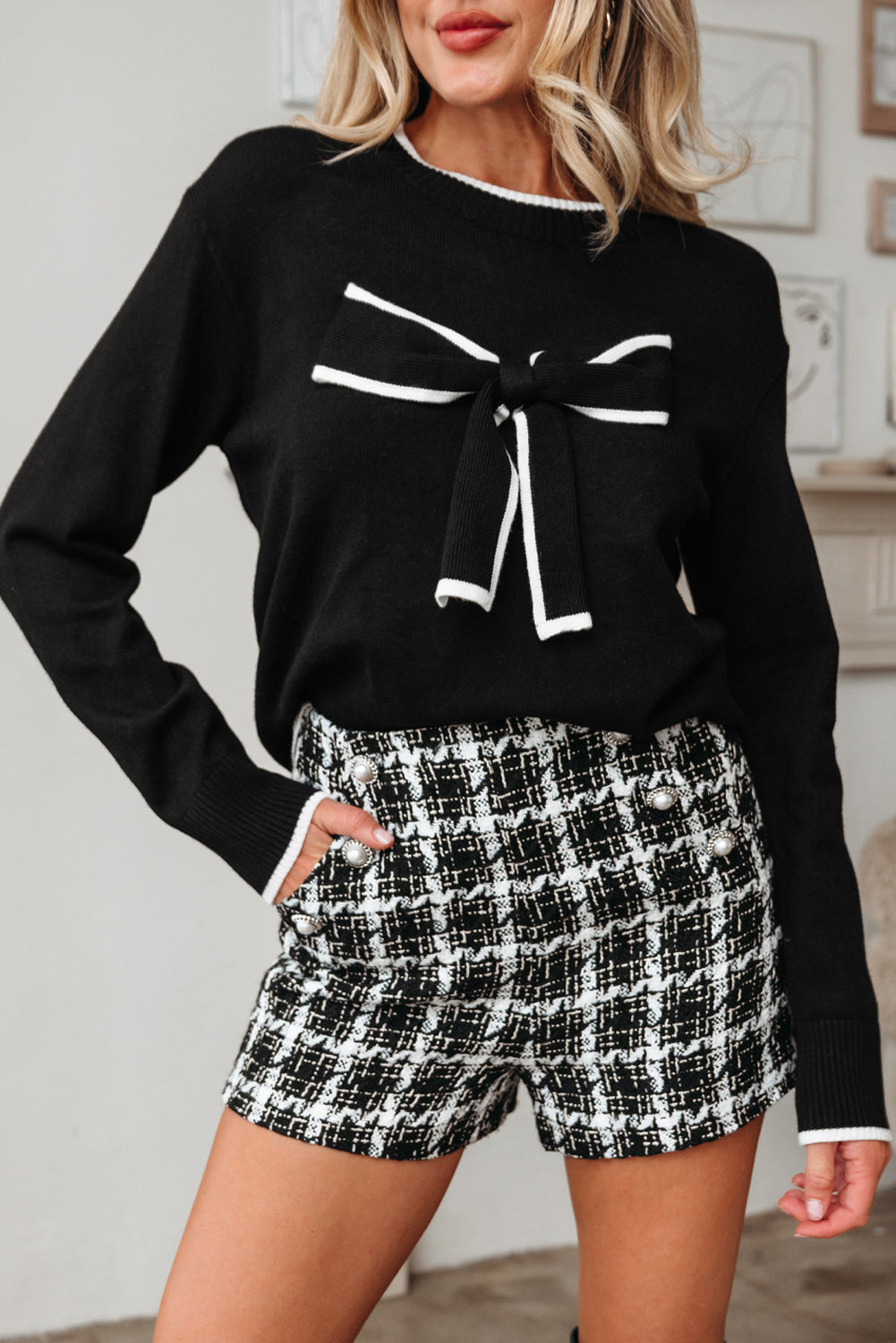 Contrast Trim Big Bow Accent Holiday Cropped Sweater