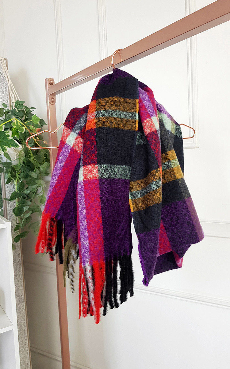 Check Print Knitted Scarf