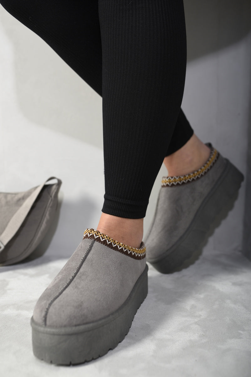 Aztec Detail Low Ankle Platform Slipper Boots