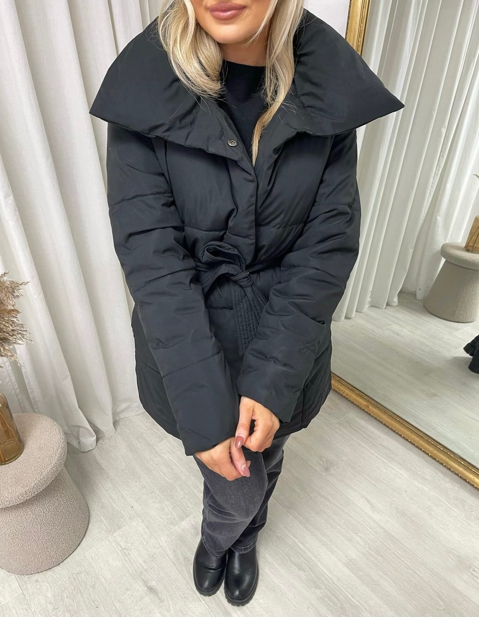 Padded Puffer Belted Winter Jacket